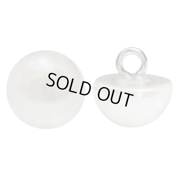 画像1: 【パールボタン足つき】 パール ボタン ホワイト ツヤあり 半円 20個入り 【11.5mm】 きらきらぷんぷん丸 B-174 (1)