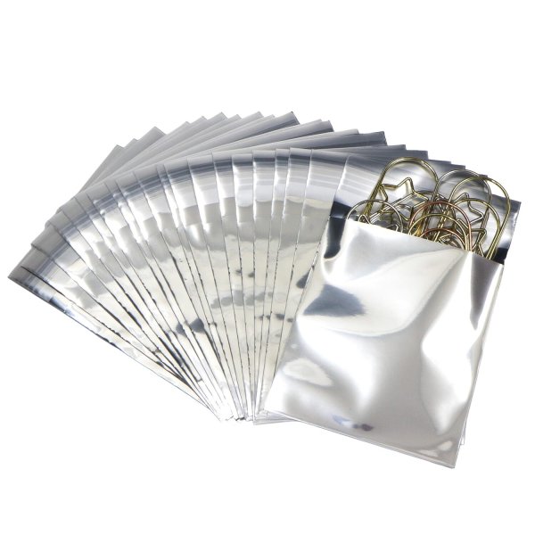 画像1: アルミ袋 70x80+30mm 【100枚】 ブラインドグッズ用 ランダム商品 シルバー テープ付き 目隠し 包装 国産 (1)