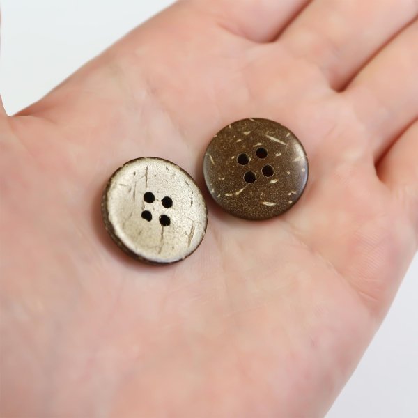 画像7: ココナッツボタン 四つ穴ボタン ナチュラル シャツボタン ウッド ボタン ブラウン 木目 木製 10個入り【20mm】きらきらぷんぷん丸 B-040 (7)
