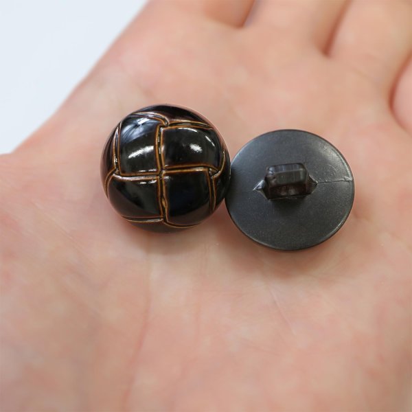 画像7: 革調ボタン レザー調 【ブラック】 スーツ コート ジャケット ブレザー フロント 袖口 8個入り 【21mm】 きらきらぷんぷん丸 B-057 (7)