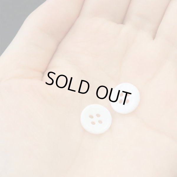 画像7: 白ボタン【ホワイト ツヤあり】四つ穴ボタン ベーシック カラーボタン シャツボタン シンプル ボタン 20個入り【11.5mm】きらきらぷんぷん丸 B-070 (7)