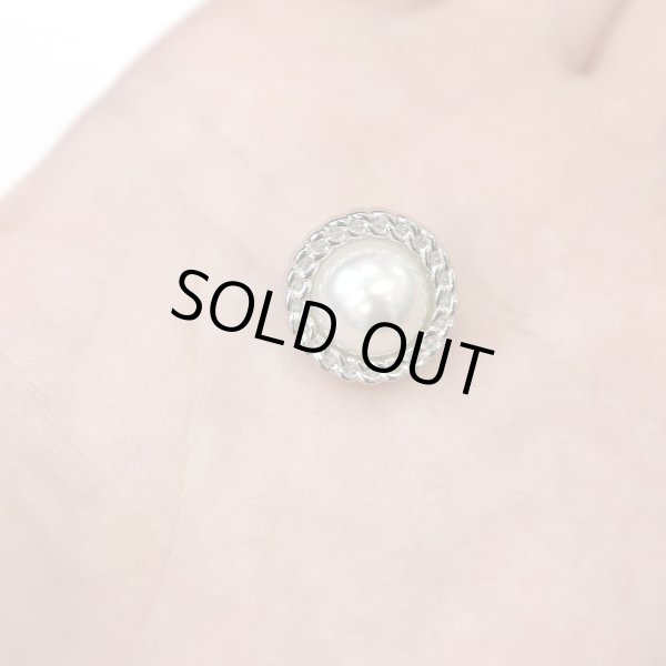 画像7: パールボタン 装飾 【チェーン風 シルバー】 ホワイト 白 ビジュー 飾り 縫製 袖口 8個入り 【18mm】 きらきらぷんぷん丸 B-124 (7)