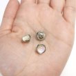 画像5: 足つきボタン オーロラ 飾り【ホワイト】白 10個入り【10mm】シルバー 光沢 五角形 シャンクタイプ 樹脂製 手芸 かわいい おしゃれ きらきらぷんぷん丸 B-1290 (5)
