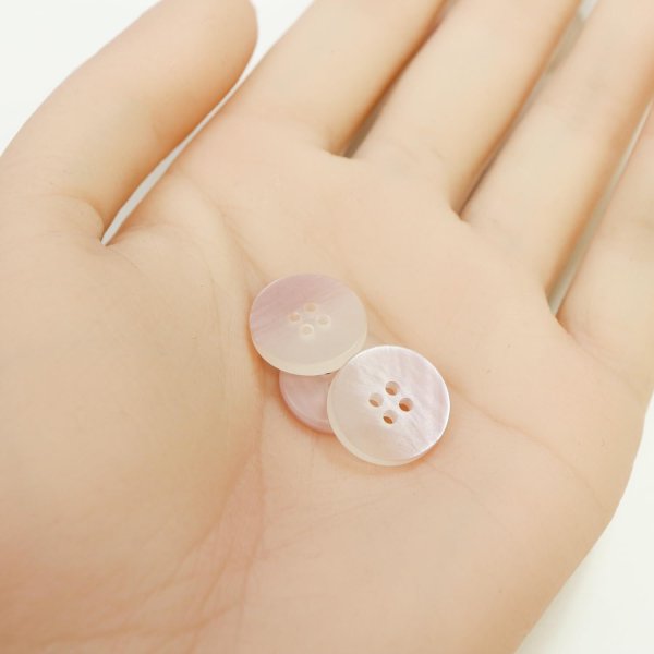 画像5: 4つ穴 クリアマットボタン【ピンク】丸ボタン 樹脂 手芸 10個入 グラデーション【15mm】きらきらぷんぷん丸 B-1421 (5)