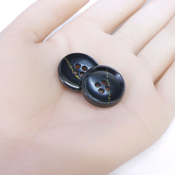 画像5: 四つ穴ボタン ブラック ゴールドライン 【20mm】 8個入り ラメ 丸ボタン フチあり 装飾 手芸 ハンドメイド きらきらぷんぷん丸 B-1472 (5)