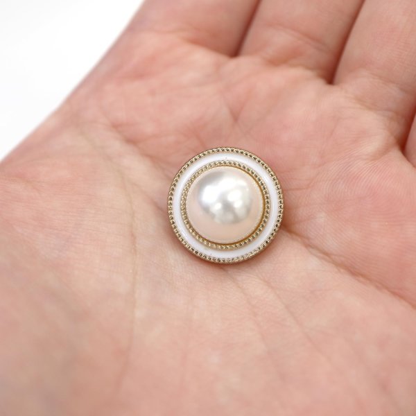 画像7: パールボタン 装飾 【ゴールド 白フチ】 ホワイト 白 パール 8個入り 【18mm】ビジュー 飾り 縫製 袖口 きらきらぷんぷん丸 B-159 (7)