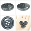 画像5: 樹脂ボタン マーブル調【グレー】20mm 8個入 四つ穴 リムあり 手芸 服飾 付け替え きらきらぷんぷん丸 B-1820 (5)
