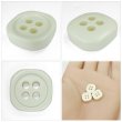 画像5: 樹脂ボタン 四つ穴 角丸スクエア【アイボリー】11mm 15個入 マット調 手芸 服飾 付け替え きらきらぷんぷん丸 B-2067 (5)