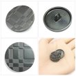 画像6: メタルボタン 格子柄【ブラック】20mm 6個入 丸型 足つき 立体柄 手芸 服飾 付け替え きらきらぷんぷん丸 B-2087 (6)