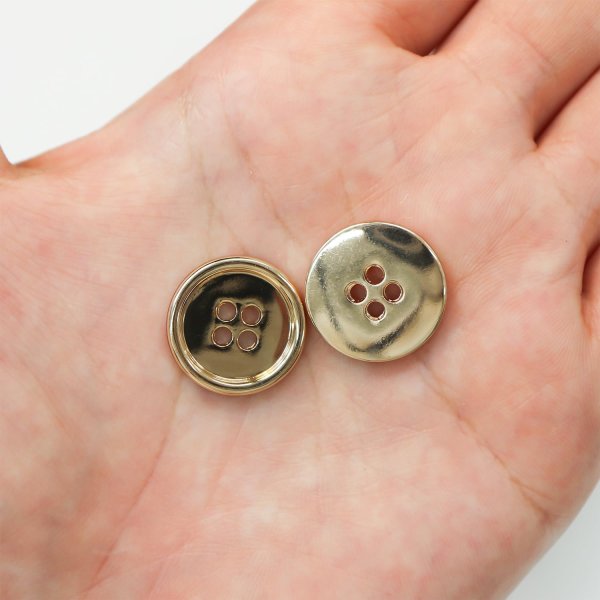 画像7: メタルボタン 四つ穴 【ゴールド 鏡面仕上げ】 金 シャツ スーツ 10個入り 【18mm】 きらきらぷんぷん丸 B-208 (7)