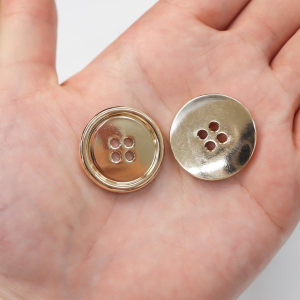 画像7: メタルボタン 四つ穴 【ゴールド 鏡面仕上げ】 金 シャツ スーツ 8個入り 【25mm】 きらきらぷんぷん丸 B-211 (7)