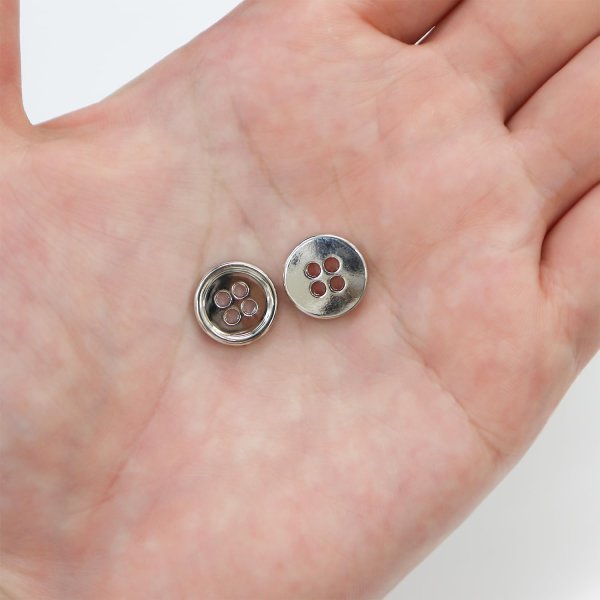 画像7: メタルボタン 四つ穴 【シルバー 鏡面仕上げ】 銀 シャツ スーツ 15個入り 【12.5mm】 きらきらぷんぷん丸 B-214 (7)