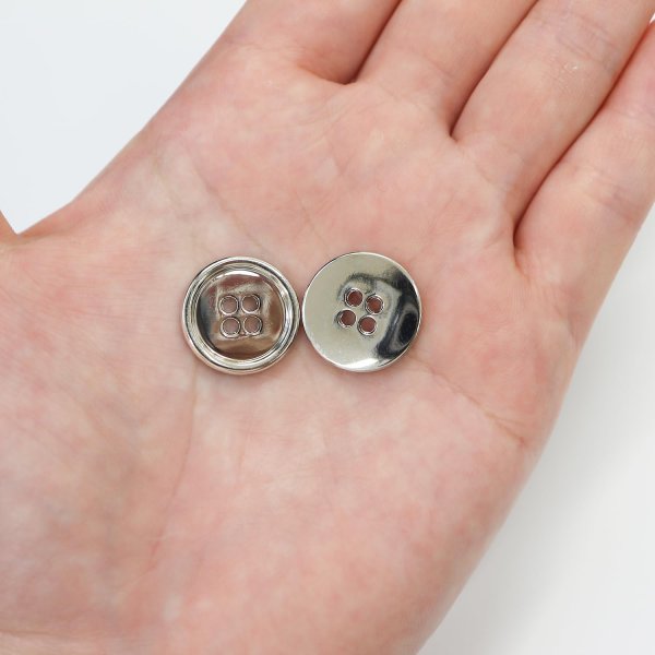 画像7: メタルボタン 四つ穴 【シルバー 鏡面仕上げ】 銀 シャツ スーツ 10個入り 【18mm】 きらきらぷんぷん丸 B-216 (7)