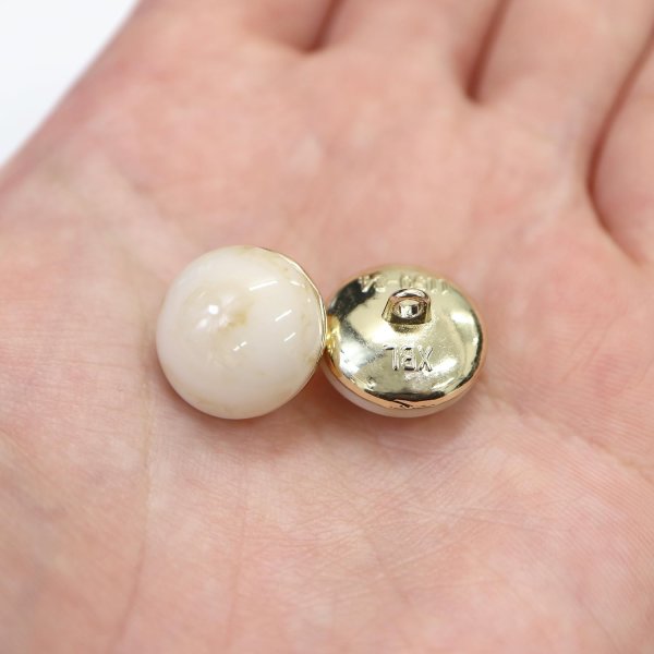 画像7: 足つきボタン 【ベージュ マーブル】 大理石調 シャツ スーツ 8個入り 【15mm】 きらきらぷんぷん丸 B-252 (7)