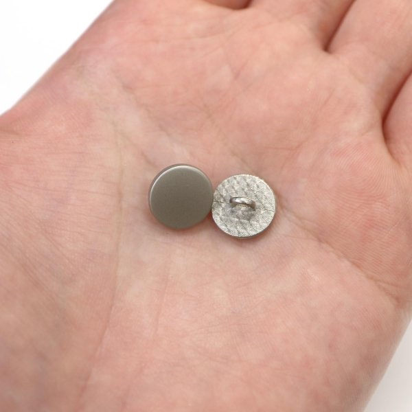 画像7: メタルボタン フラット 【シルバー ツヤなし】 銀 ビジュー 飾り 縫製 袖口 20個入り 【11.5mm】 きらきらぷんぷん丸 B-301 (7)