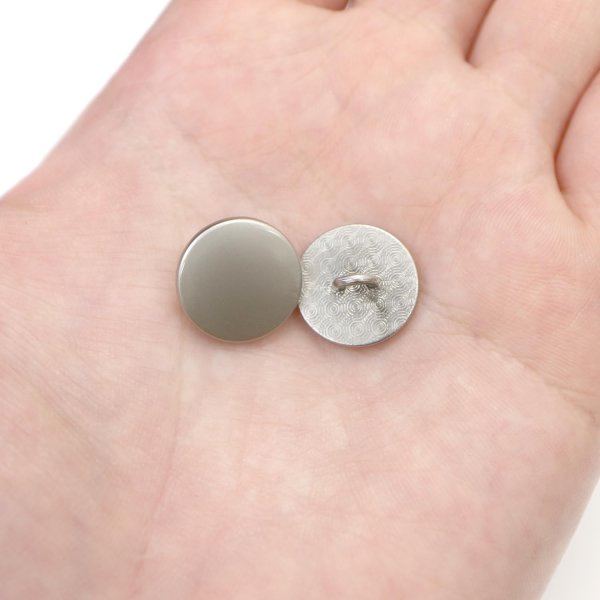 画像7: メタルボタン フラット 【シルバー ツヤなし】 銀 ビジュー 飾り 縫製 袖口 15個入り 【15mm】 きらきらぷんぷん丸 B-303 (7)