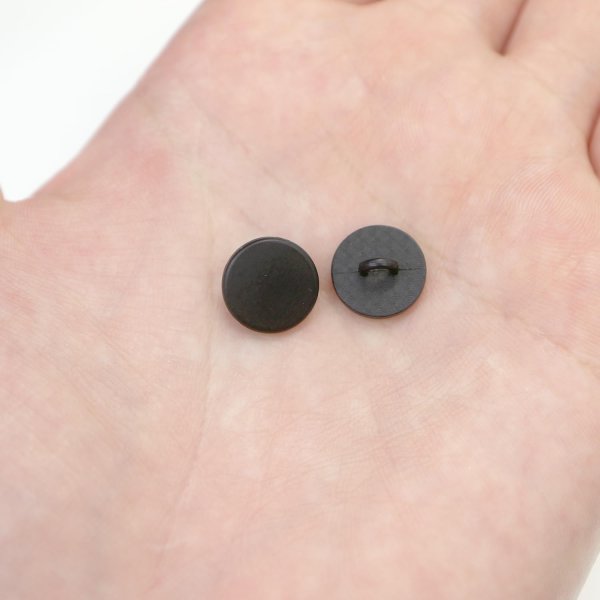 画像7: メタルボタン フラット 【ブラック ツヤなし】 黒 ビジュー 飾り 縫製 袖口 20個入り 【11.5mm】 きらきらぷんぷん丸 B-307 (7)