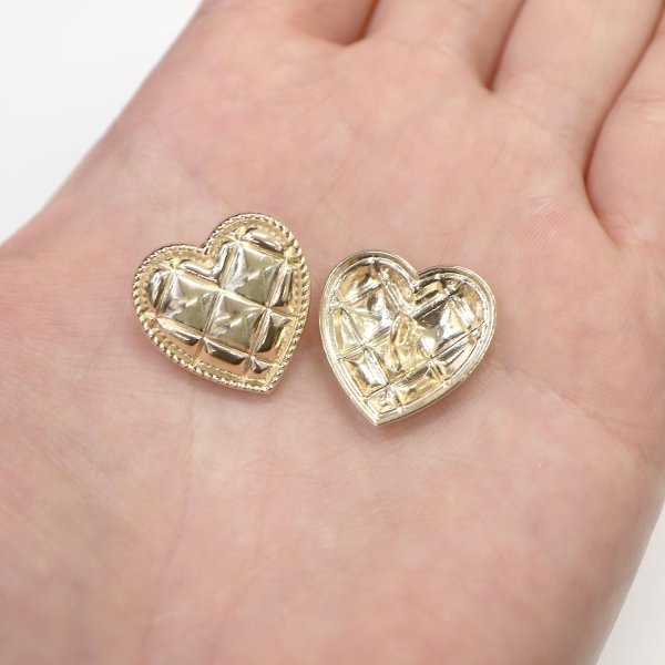 画像7: メタルボタン ハート型 キルティング風 【ゴールド 鏡面仕上げ】 金 足つき 飾り 縫製 8個入 【20mm】 きらきらぷんぷん丸 B-313 (7)