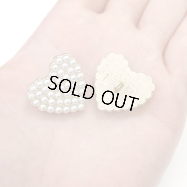画像7: パールボタン 装飾 足つき ハート型【25mm】5個入り パール ボタン ホワイト 手芸 飾りボタン かわいい おしゃれ きらきらぷんぷん丸 B-317 (7)