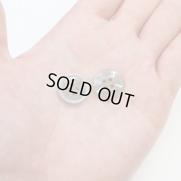 画像7: 四つ穴ボタン 【グレー】 ツヤあり 半透明 パステルカラー ボタン シャツボタン 15個入り 【15mm】 きらきらぷんぷん丸 B-356 (7)