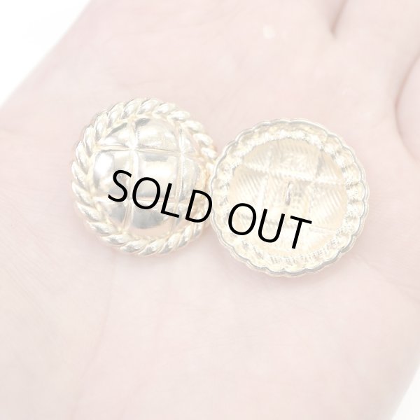 画像7: メタルボタン 丸型 足つき キルティング風 【ゴールド】 金 ボタン 鏡面仕上げ スーツボタン ジャケットボタン 6個入り 【25mm】 きらきらぷんぷん丸 B-578 (7)