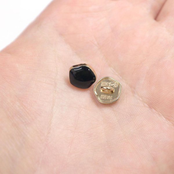 画像7: 飾りボタン 足つき ボタン 【ブラック】 ツヤあり 手芸 かわいい おしゃれ 洋服用ボタン 15個入り 【10mm】 きらきらぷんぷん丸 B-623 (7)