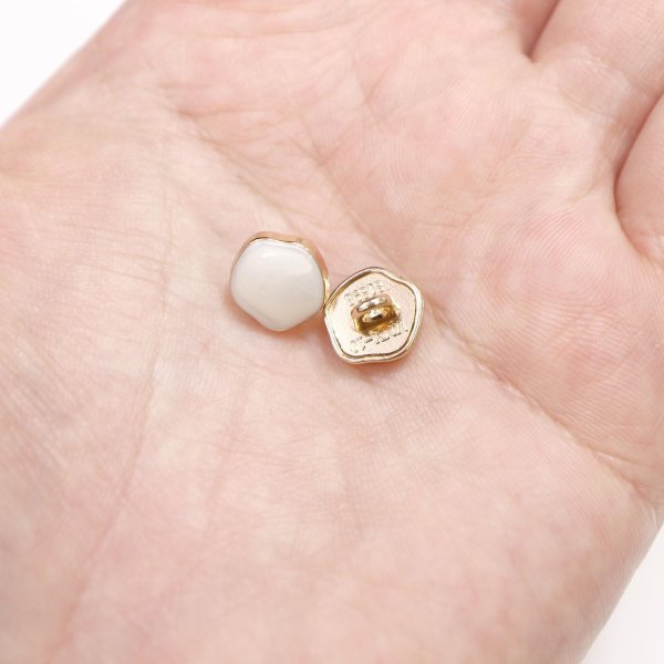 画像7: 飾りボタン 足つき ボタン 【ホワイト】 ツヤあり マーブル模様 手芸 かわいい おしゃれ 洋服用ボタン 15個入り 【10mm】 きらきらぷんぷん丸 B-625 (7)