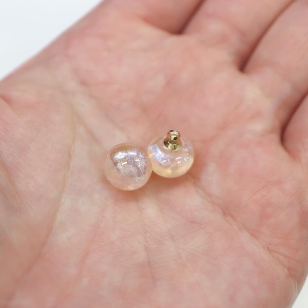 画像7: 飾りボタン 丸玉 シャンク オーロラ ラメ 8個入 【10mm】 パール風 ビーズ 【ライトピンク】 ピンク チャーム パーツ アクセサリー パーツ ハンドメイド 手芸 足つき キャンディ グリッター シャツ きらきらぷんぷん丸 B-669 (7)