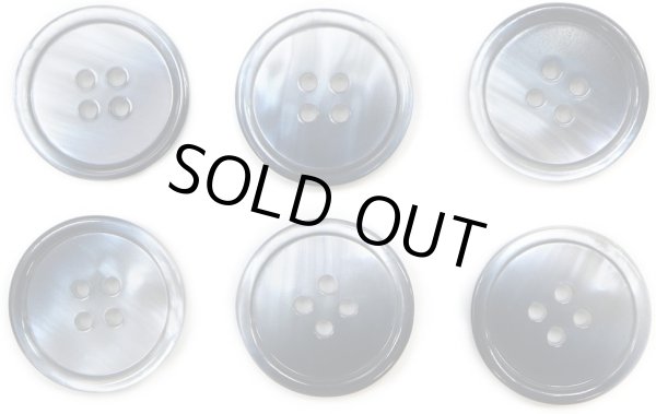 画像1: グラデーション 四つ穴ボタン 【ダークネイビー】 紺 ボタン スーツボタン コートボタン カラーボタン 6個入り 【25mm】 きらきらぷんぷん丸 B-686 (1)