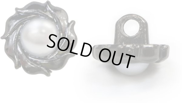 画像1: パールボタン 装飾 【うずまき ブラック】 ホワイト 白 パール ボタン ビジューボタン メタルボタン 飾りボタン 縫製ボタン 袖口ボタン 10個入り 【10mm】 きらきらぷんぷん丸 B-772 (1)