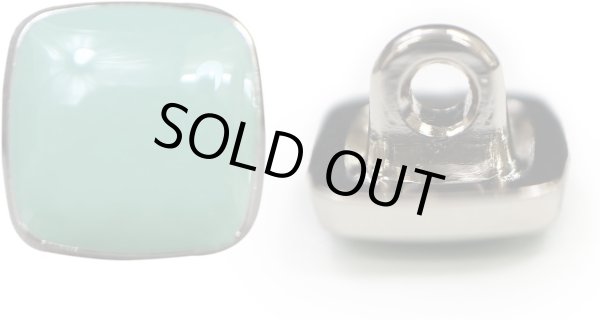 画像1: 飾りボタン 四角形 足つき 【ライトグリーン】 緑 ツヤあり 四角 スクエア ボタン シンプル 8個入り 【11.5mm】 きらきらぷんぷん丸 B-788 (1)