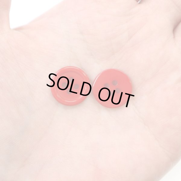画像7: 四つ穴ボタン 【レッド】 赤 ツヤあり カラー ボタン シャツボタン 15個入り 【15mm】 きらきらぷんぷん丸 B-830 (7)