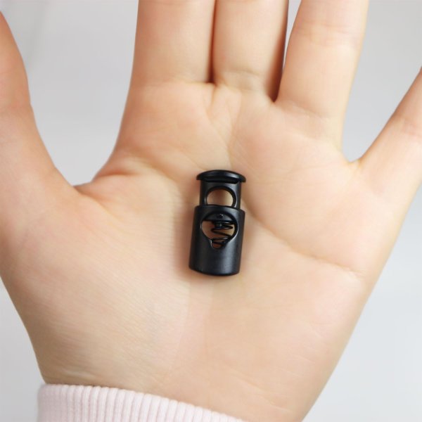 画像6: コードストッパー 紐止め 樽型 金属製 1つ穴 穴経5mm【マットブラック】10個入 スプリング メタル 靴紐 留め具 金具 パーツ きらきらぷんぷん丸 BK-034 (6)