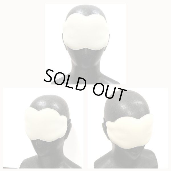 画像6: アイマスク 3D 雲形 立体 ホワイト 目隠し 可愛い かわいい リラックス おもしろ 大人 子供 睡眠用 安眠 昼寝 瞑想 仮眠 旅行 携帯 軽量 飛行機 きらきらぷんぷん丸 EYM-001 (6)