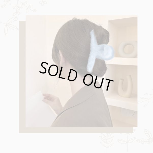 画像5: ヘアクリップ 大きめ もこもこ ふわふわ 2個セット 【ブルー】 青 シンプル しっかりとまる おしゃれ 髪留め バンスクリップ オフィス 通勤 きらきらぷんぷん丸 HPNN-033 (5)
