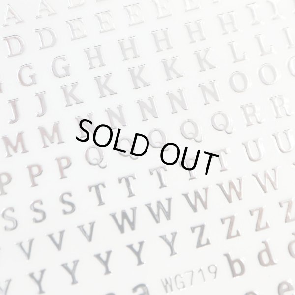 画像4: ネイルシール アルファベット セリフ体 英語 文字【シルバー】ネイルステッカー ネイルアート セルフネイル デコレーション【1シート入り】きらきらぷんぷん丸 NAS-014 (4)