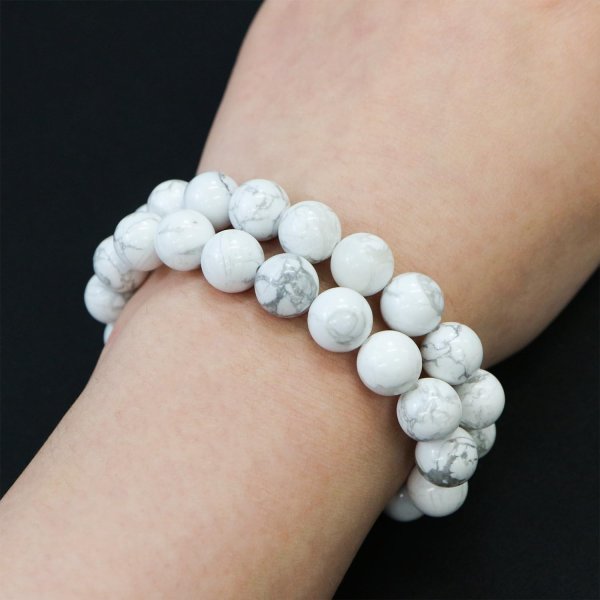 画像4: 【天然石】ハウライト ホワイトターコイズ ブレスレット用 ビーズ 一連 10mm【約38粒入り】パワーストーン 手芸 ハンドメイド アクセサリー パーツ きらきらぷんぷん丸 NS-069 (4)