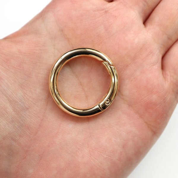 画像5: カラビナ 丸型 30mm 【ゴールド】 金 10個入り キーリング リング 丸 円形 鍵 キーホルダー きらきらぷんぷん丸 NSKR-040 (5)