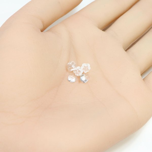 画像5: ピアス キャッチ シリコン 【100個入り】 花型 フラワー 透明 クリア 落ちない アクセサリー 留め具 パーツ きらきらぷんぷん丸 SPC-001 (5)