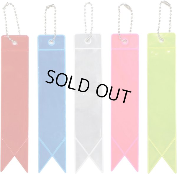 画像1: 反射 キーホルダー 5個セット 【リボン】 3x15cm タグ リフレクター 反射板 ストラップ 夜間 光る 大きい カラフル 蛍光 安全 きらきらぷんぷん丸 ZK-004 (1)